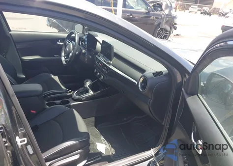 2021 Kia Forte Gt-Line из США, поврежденный, VIN 3KPF34AD6ME399245